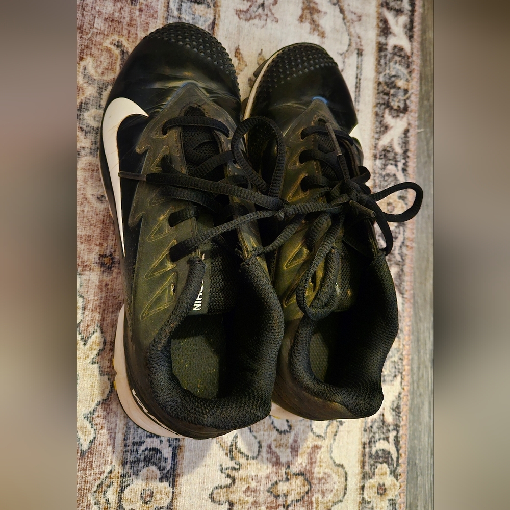 Cleats - Picture 2 of 3